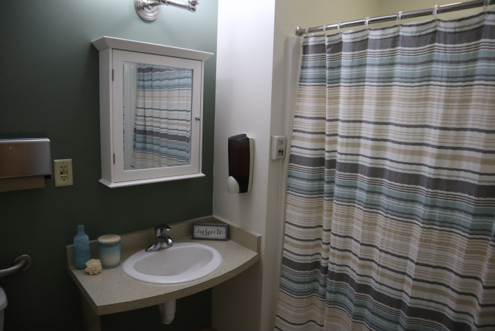 Kettering - Assisted Living Bathroom